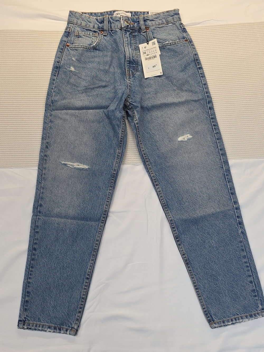 Zara Light Blue High-Rise Relaxed Jeans 4